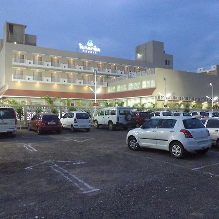Tanarika Resort Bhusawal Luaran gambar