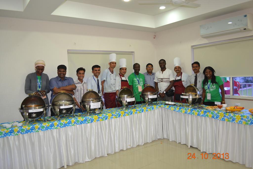 Tanarika Resort Bhusawal Luaran gambar