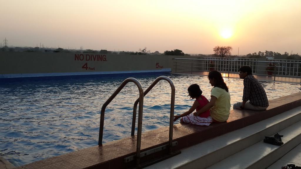 Tanarika Resort Bhusawal Luaran gambar